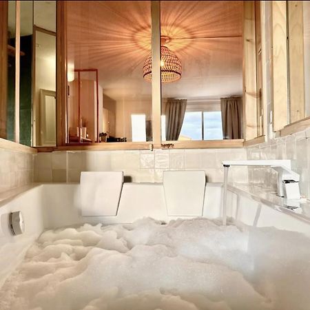 아그 All New Loft Architecte - Bain Duo & Cinema 아파트 외부 사진