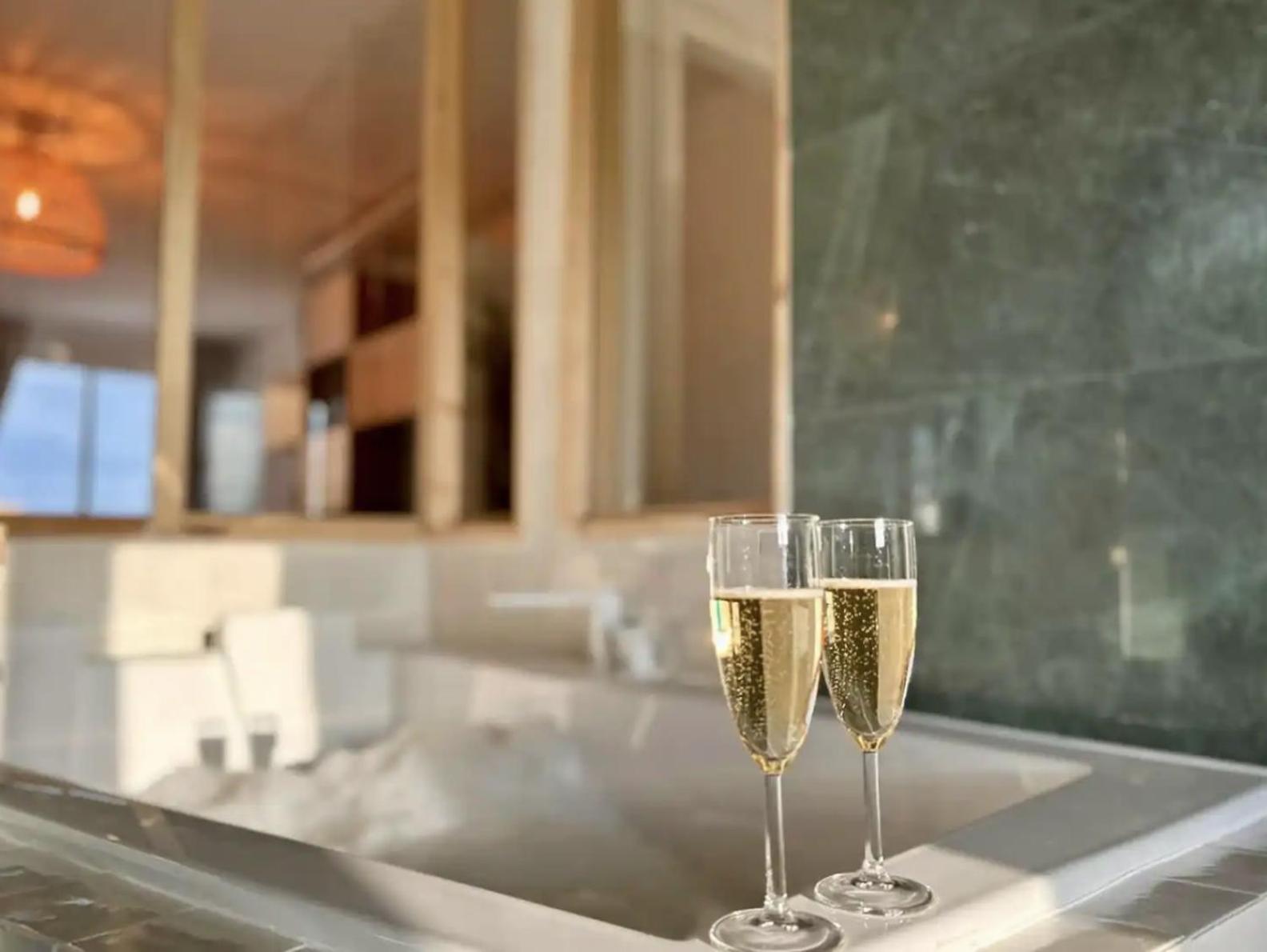 아그 All New Loft Architecte - Bain Duo & Cinema 아파트 외부 사진