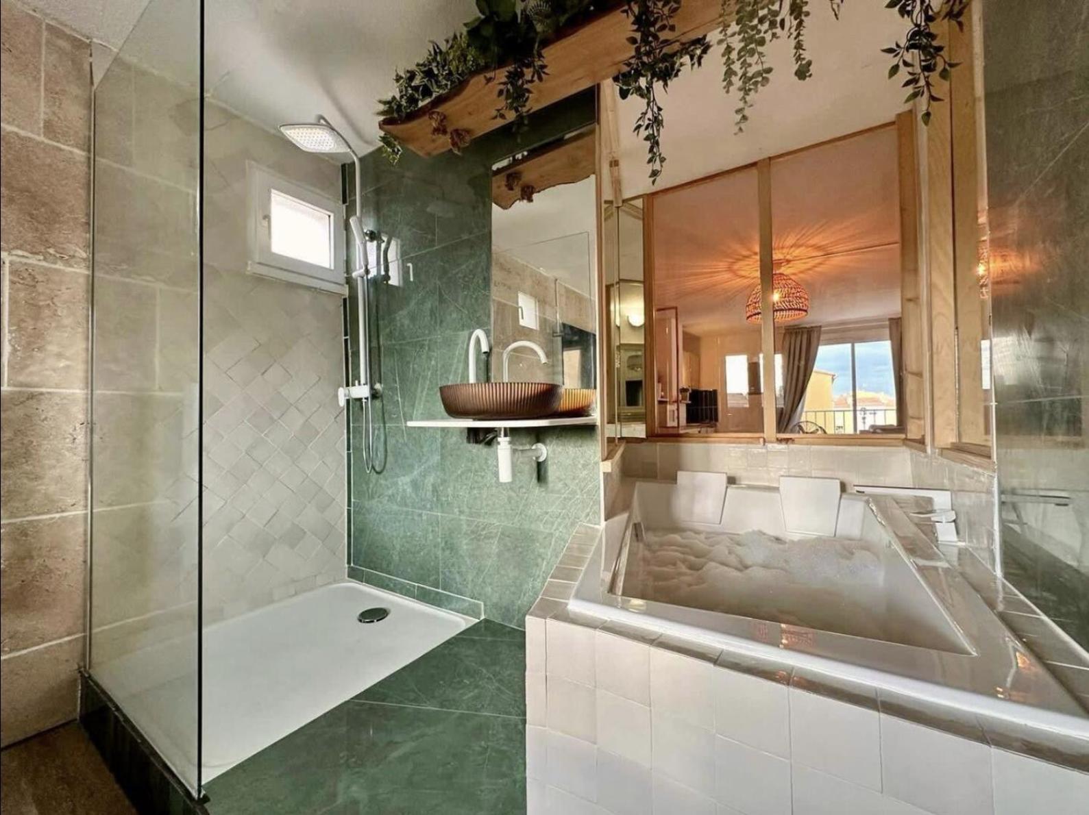 아그 All New Loft Architecte - Bain Duo & Cinema 아파트 외부 사진
