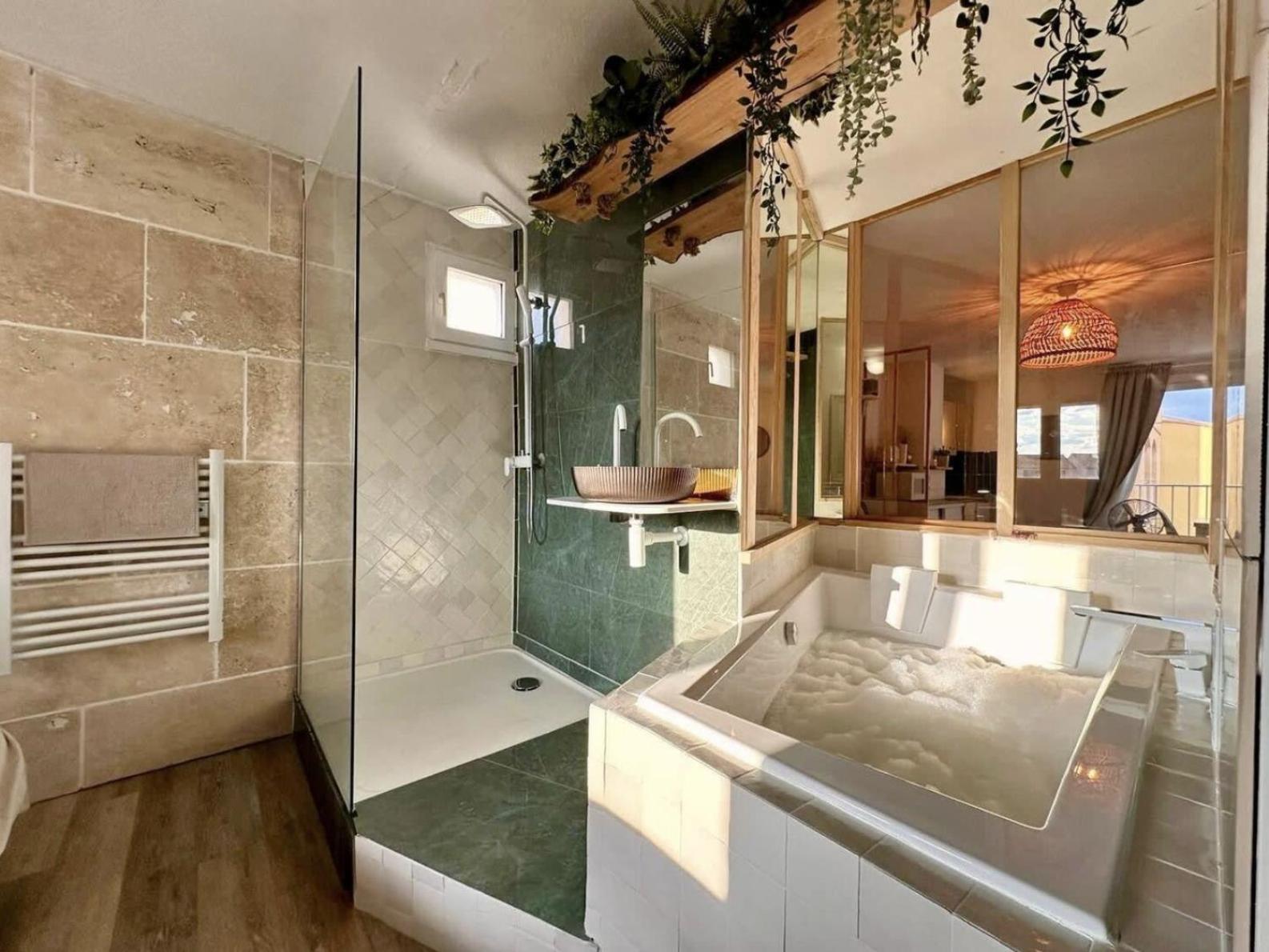아그 All New Loft Architecte - Bain Duo & Cinema 아파트 외부 사진